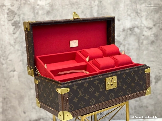 Official oldcobbler ACCESSOIRES VUITTON COFFRET LOUIS 0718